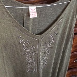 Avocado sleeveless tunic/top